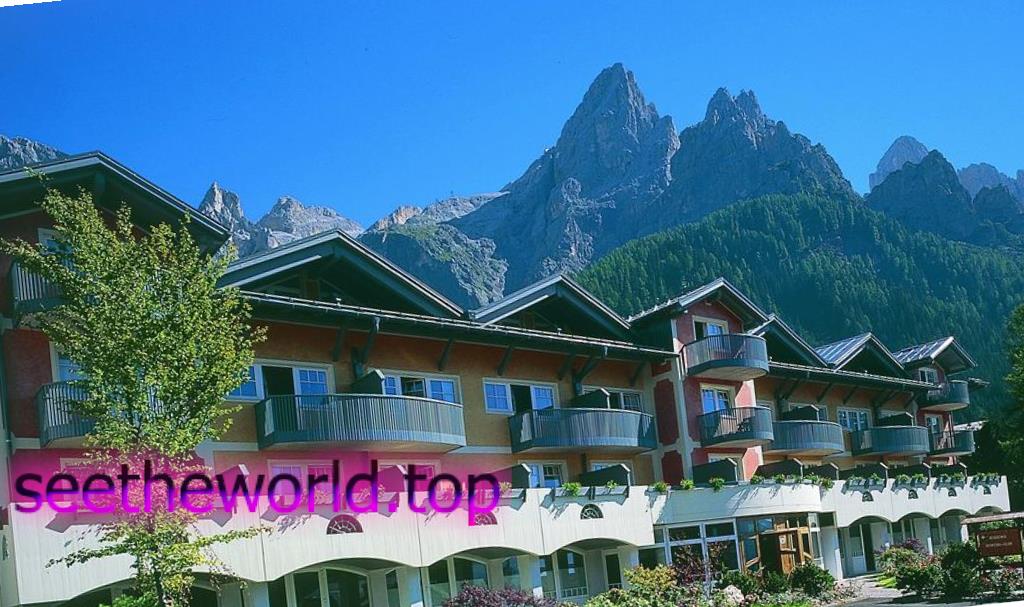 Гірськолижний курорт Сан-Мартіно-ді-Кастроцца (San Martino di Castrozza), Італія
