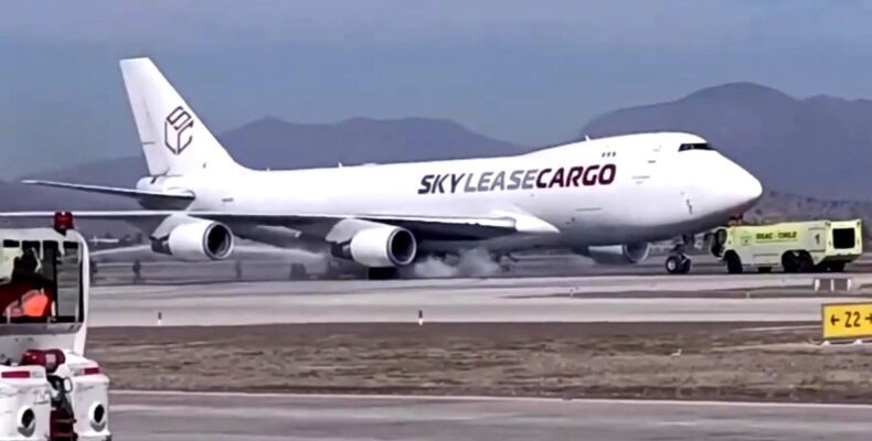 Боїнг 747: Відмова від зльоту на швидкості