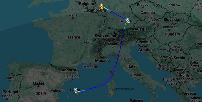 Кондор A321 пропустив нічний курфюру в Мюнхені