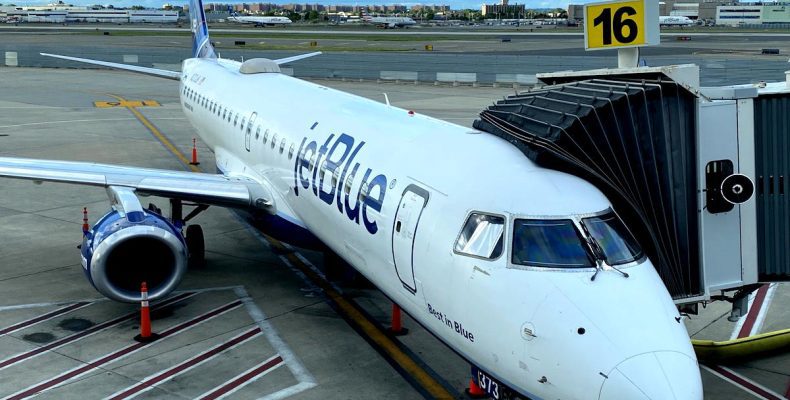 JetBlue переходить на флот Airbus