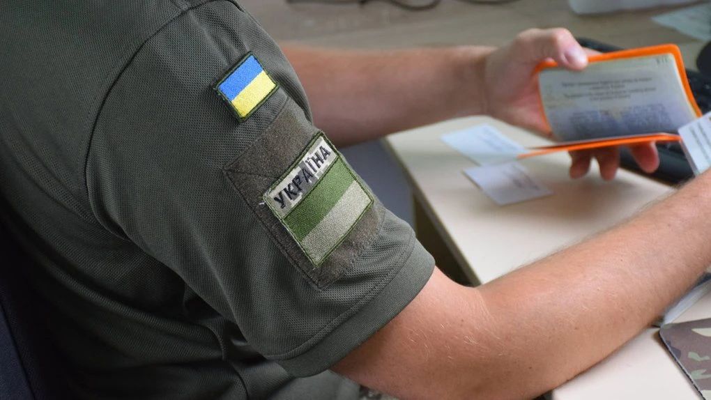 Що потрібно знати про перевірку документів та багажу, коли їдете з України до Італії