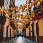 Новорічна Севілья 2026 з теплом свят і зимовою атмосферою Іспанії